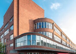 Elefant_Bahnhofstrasse_quer_2017_A4_web-min